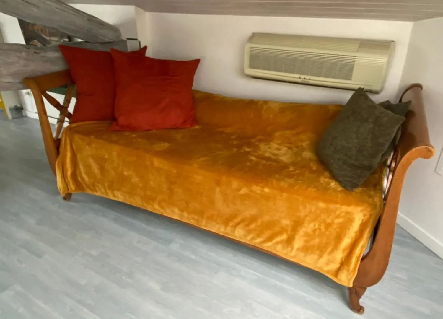 B&B Insolite Entre Lyon Et Aeroport Pusignan